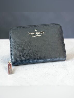 kate spade black pebbled leather zip wallet with gold logo